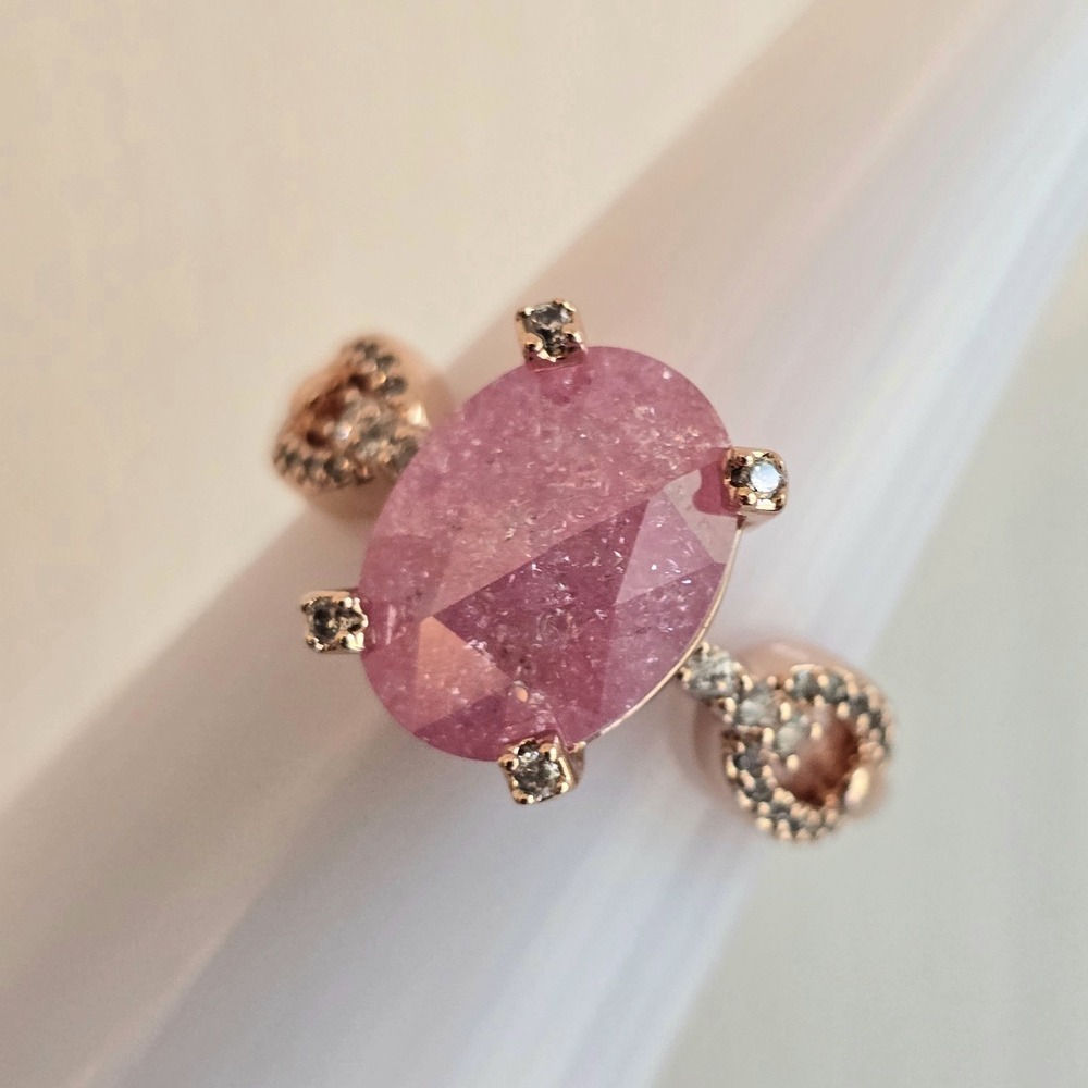 Bomb Party RG28189 Size 7 Ring - Threefold Brilliance Pink Ice Crystal Rose Gold